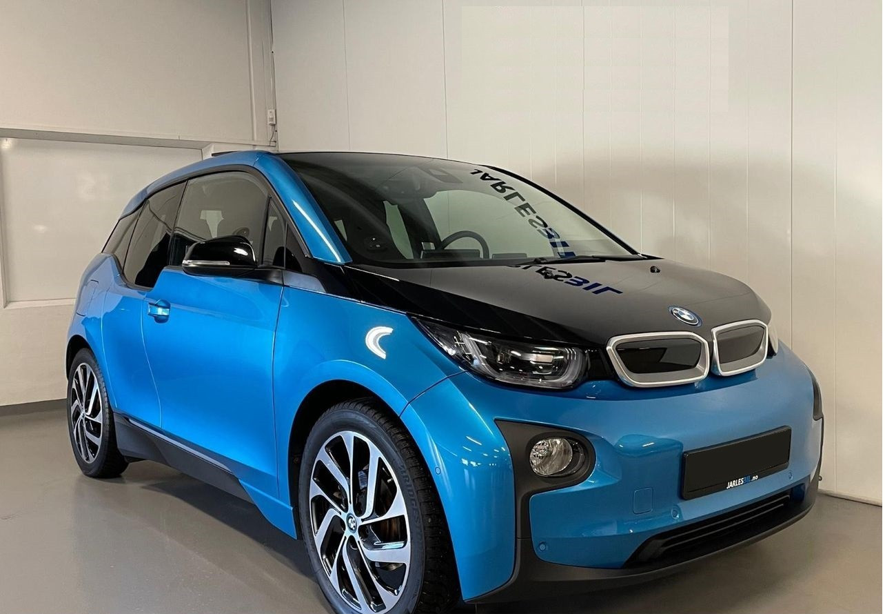 BMW i3