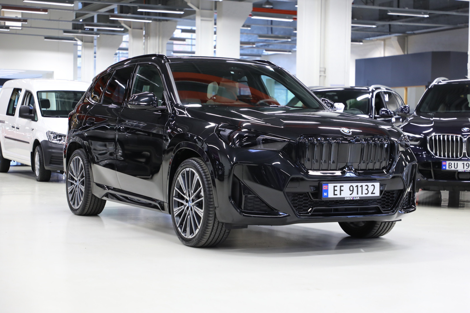 BMW iX1