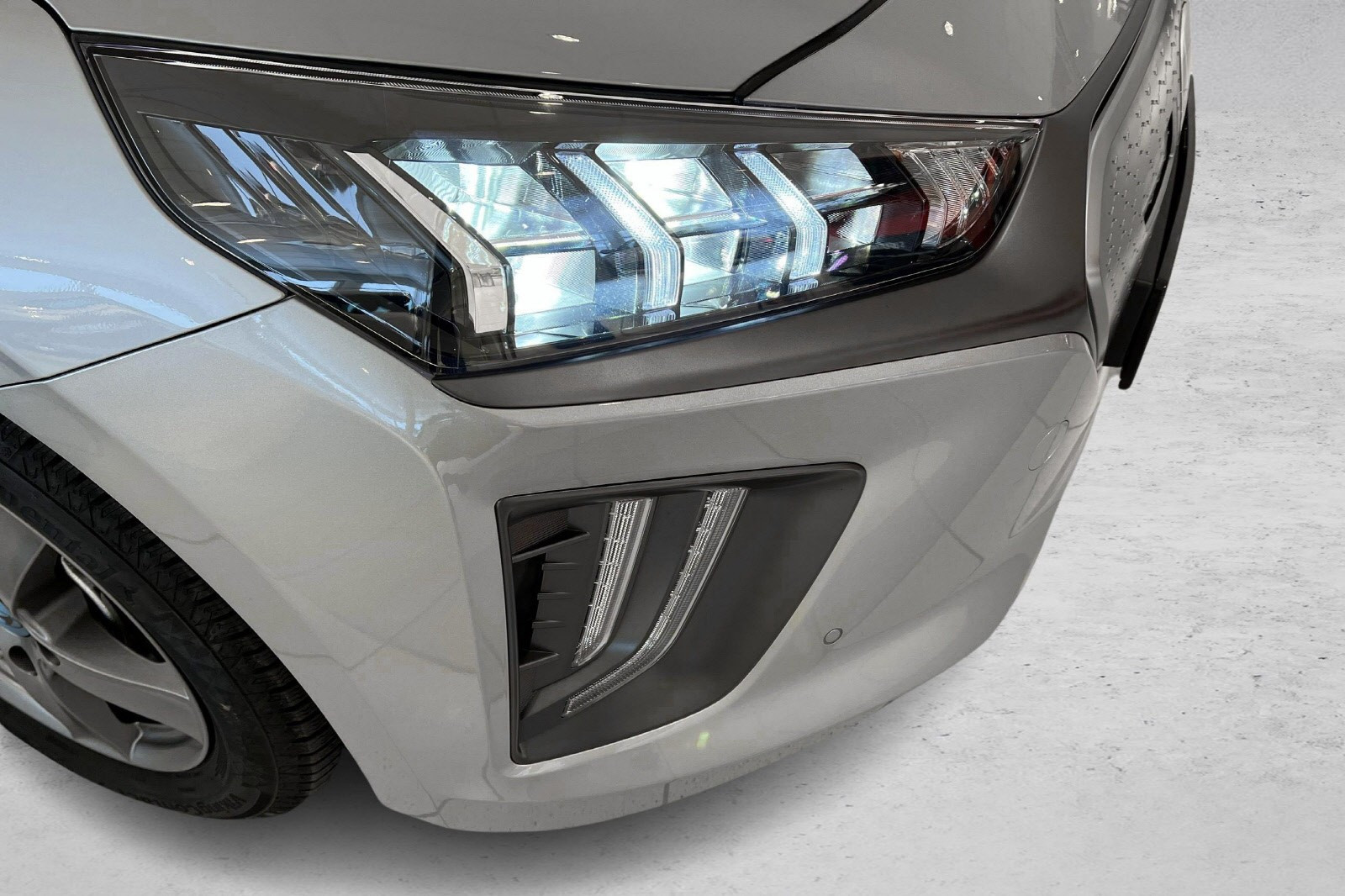 Hyundai IONIQ
