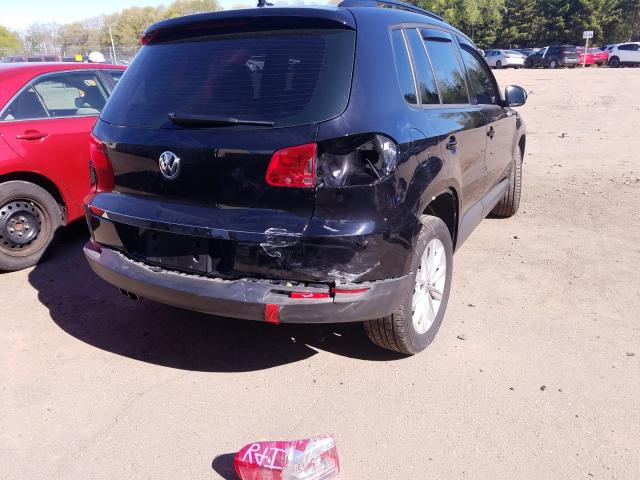 Volkswagen Tiguan S 2017