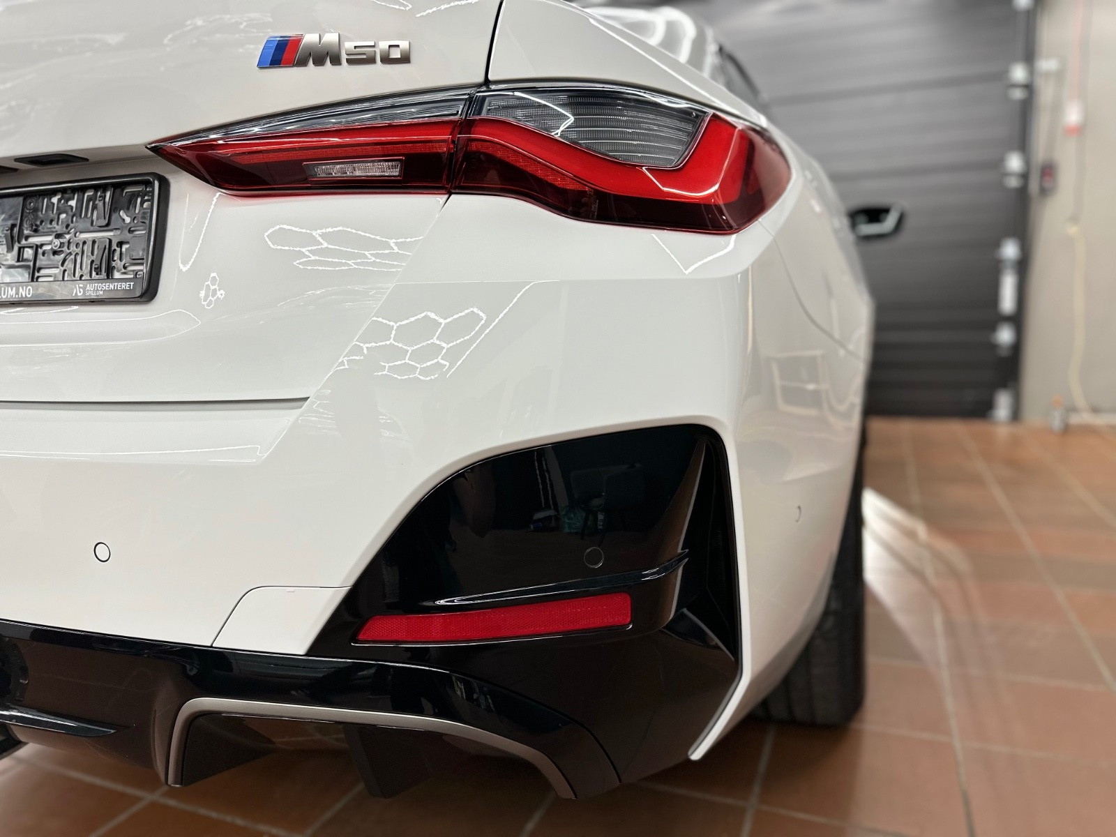 BMW i4 M50