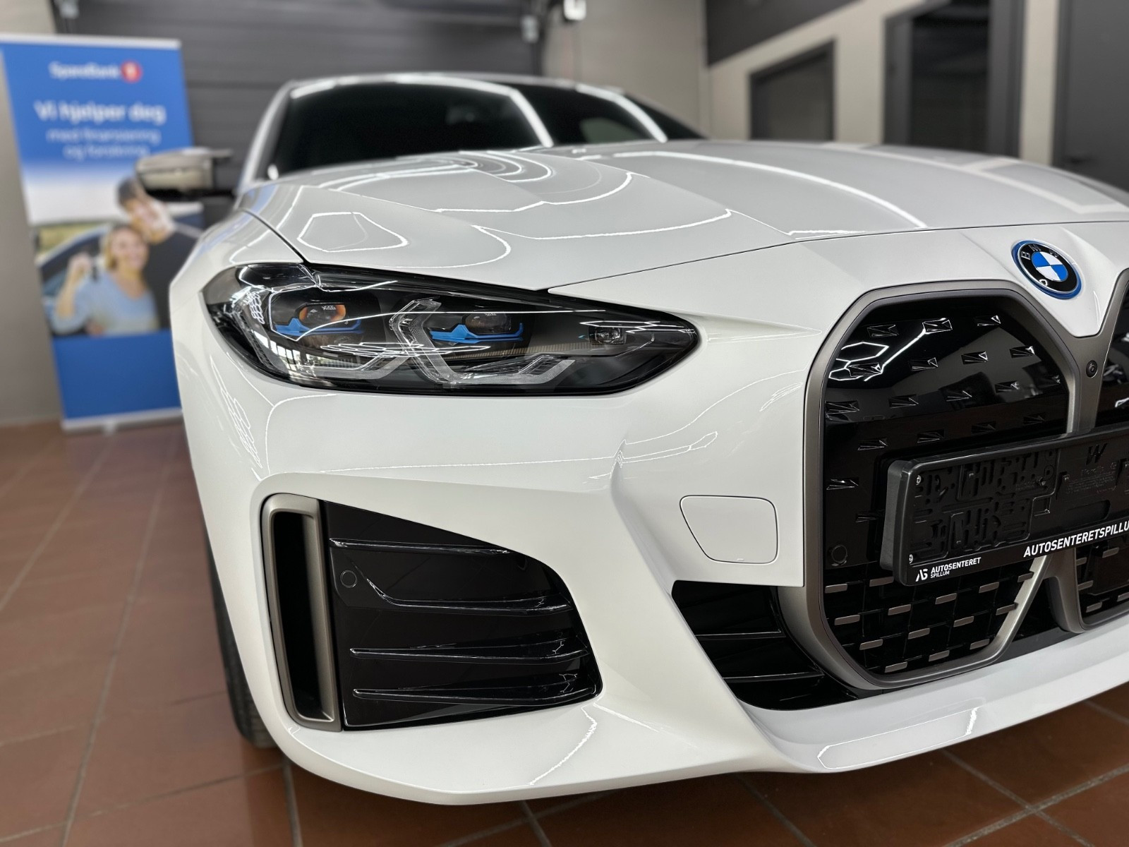 BMW i4 M50