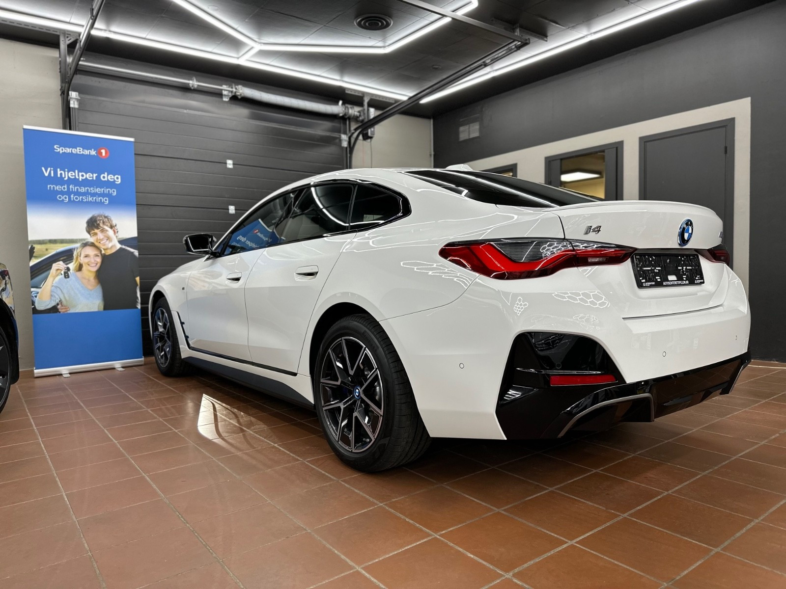 BMW i4 M50