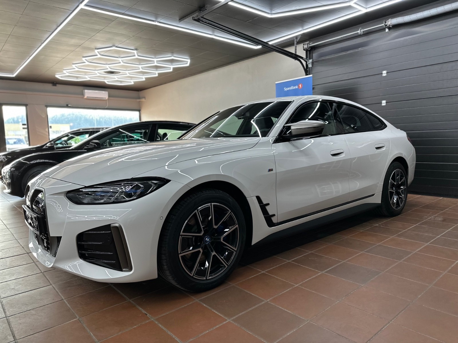 BMW i4 M50
