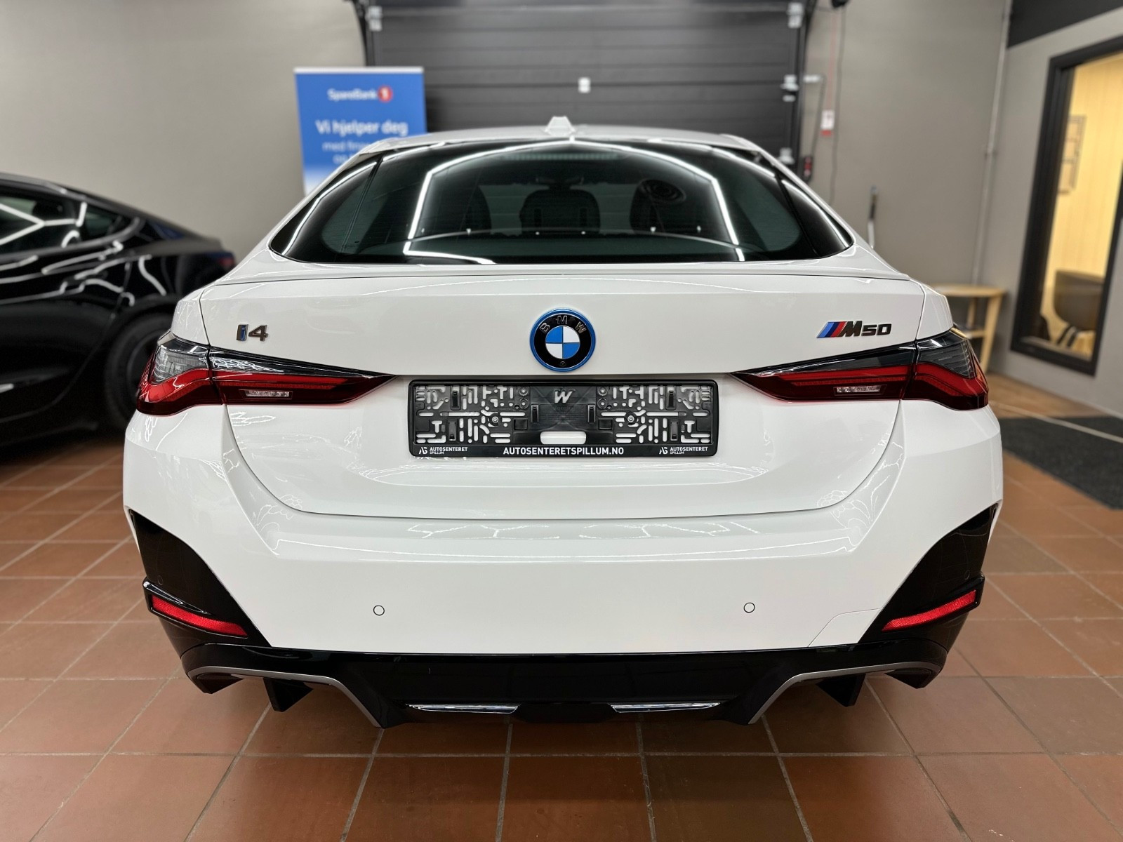 BMW i4 M50