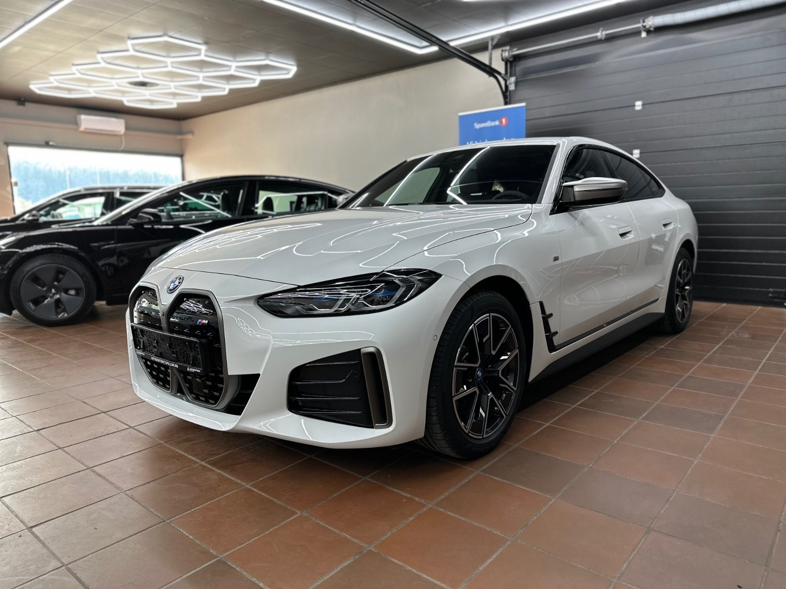 BMW i4 M50
