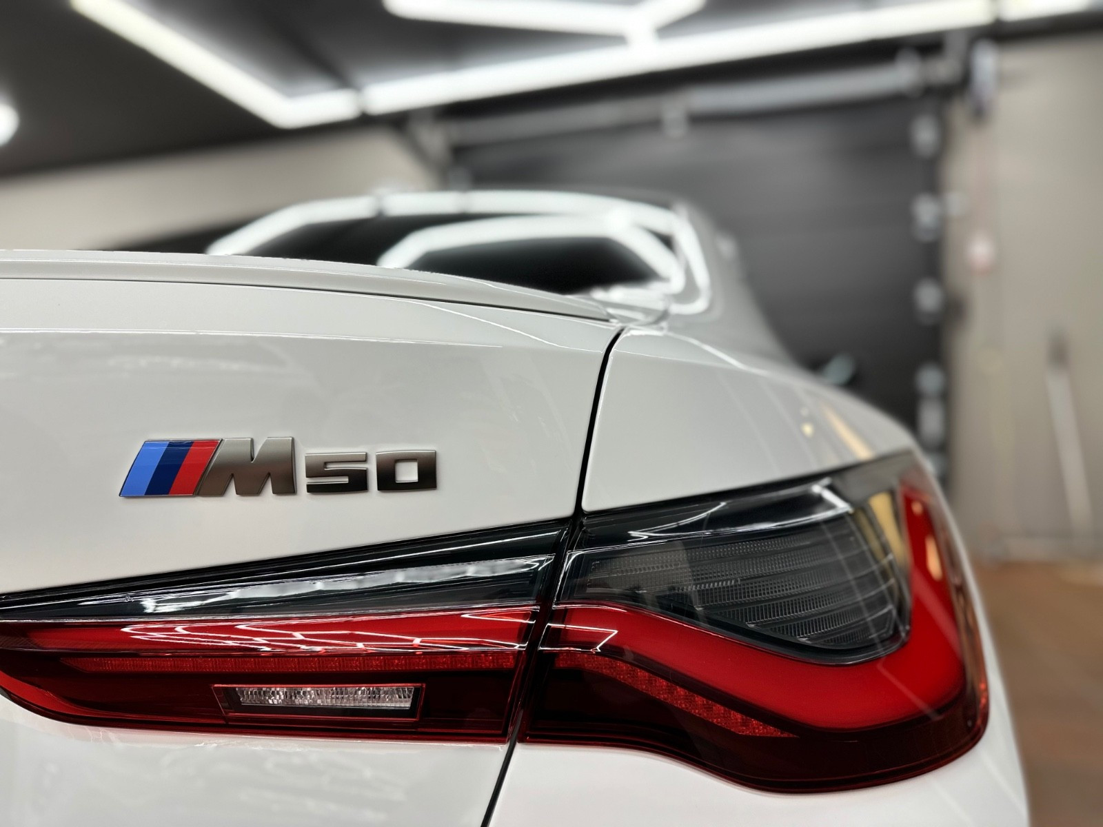 BMW i4 M50