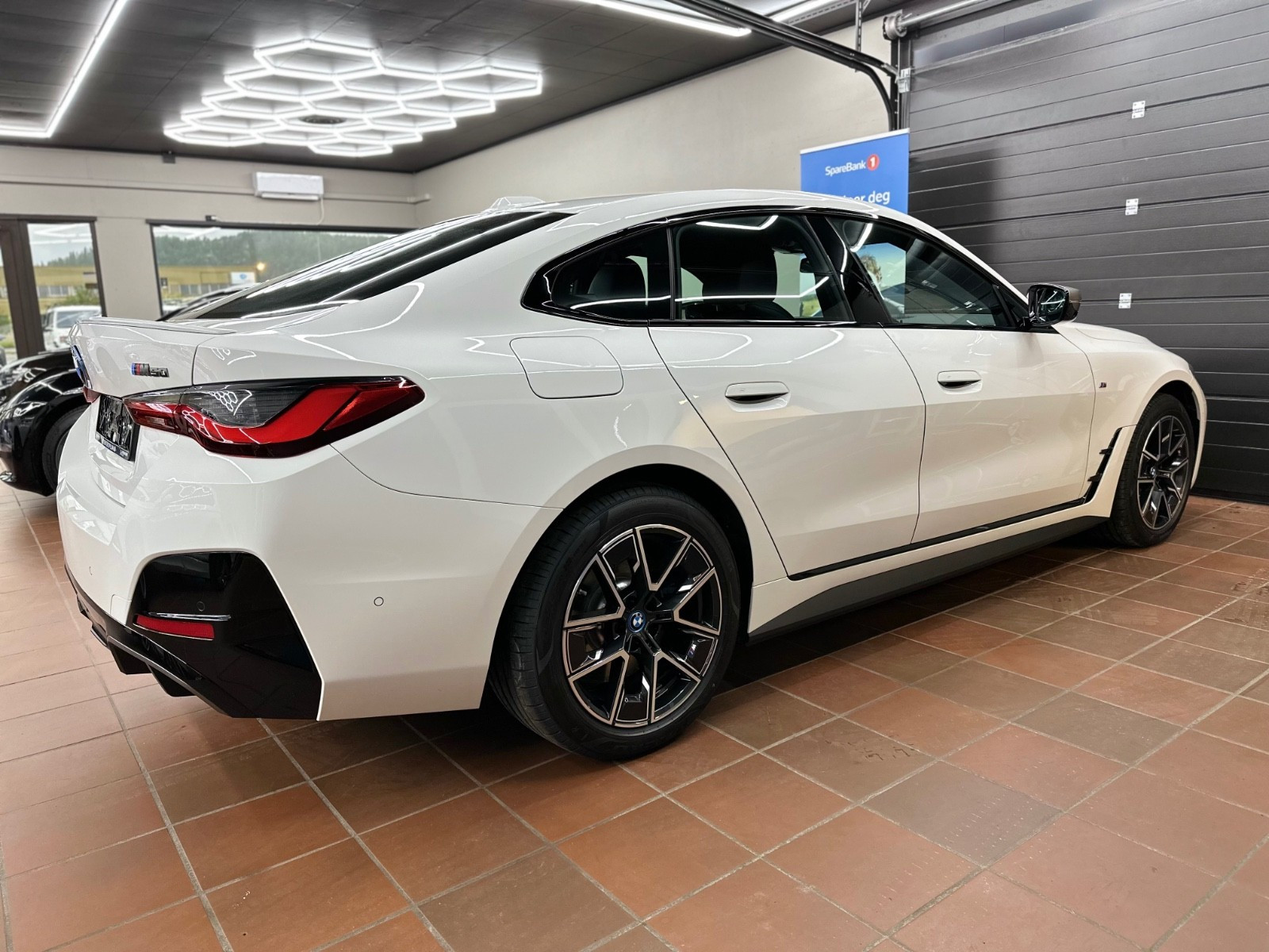 BMW i4 M50