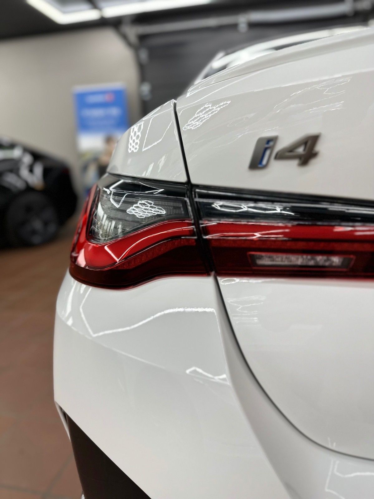BMW i4 M50