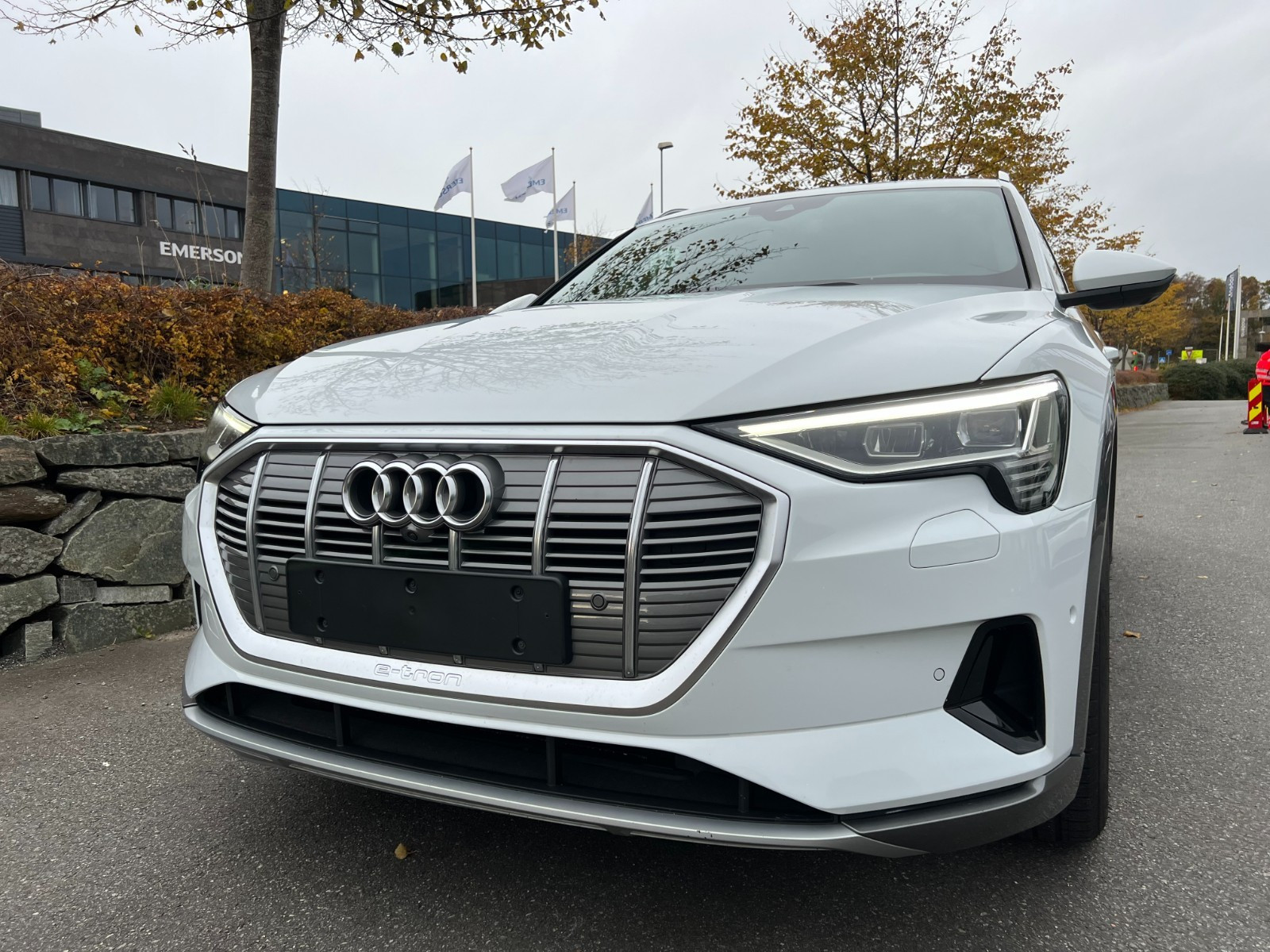 Audi e-tron