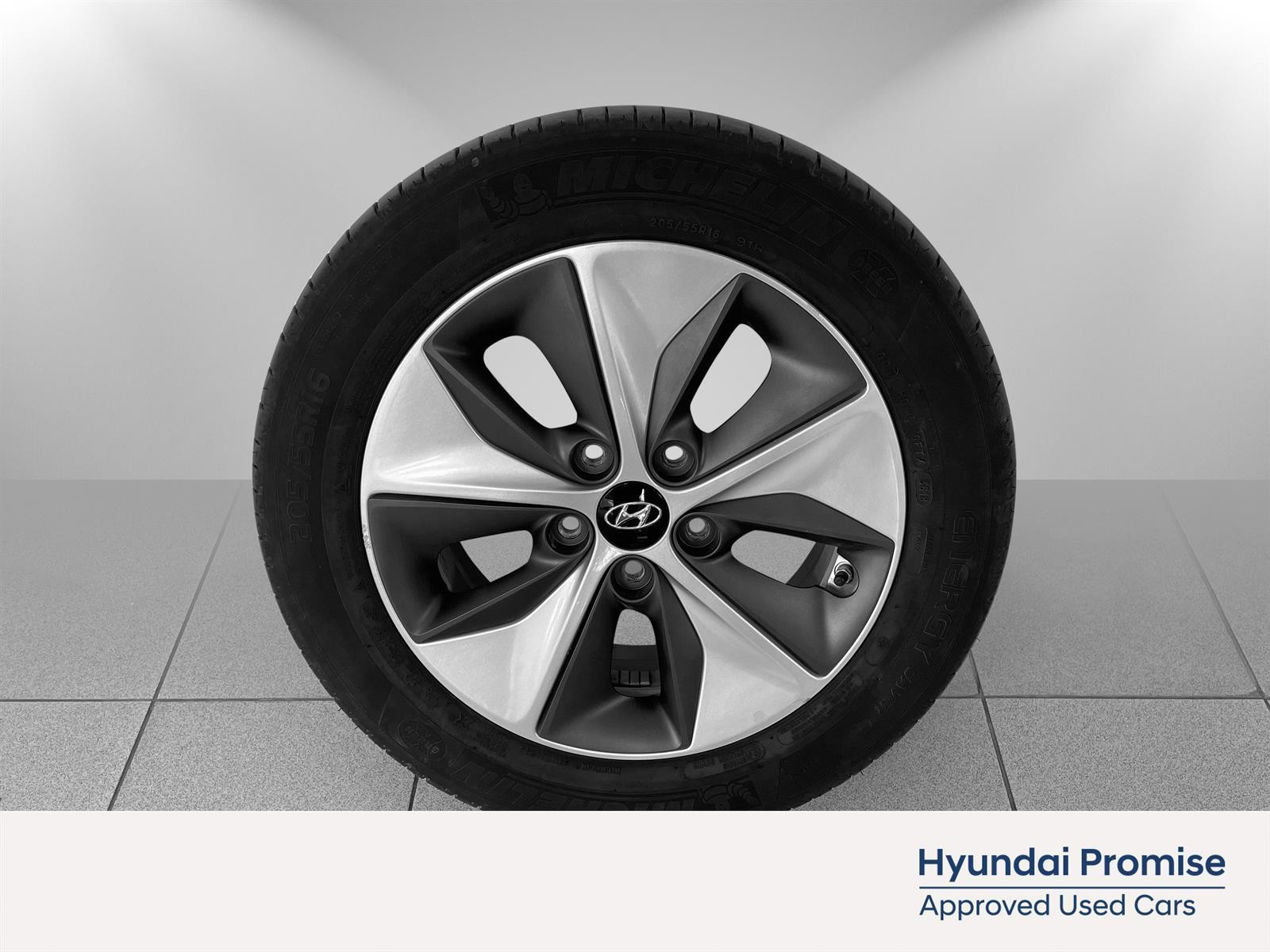 Hyundai IONIQ