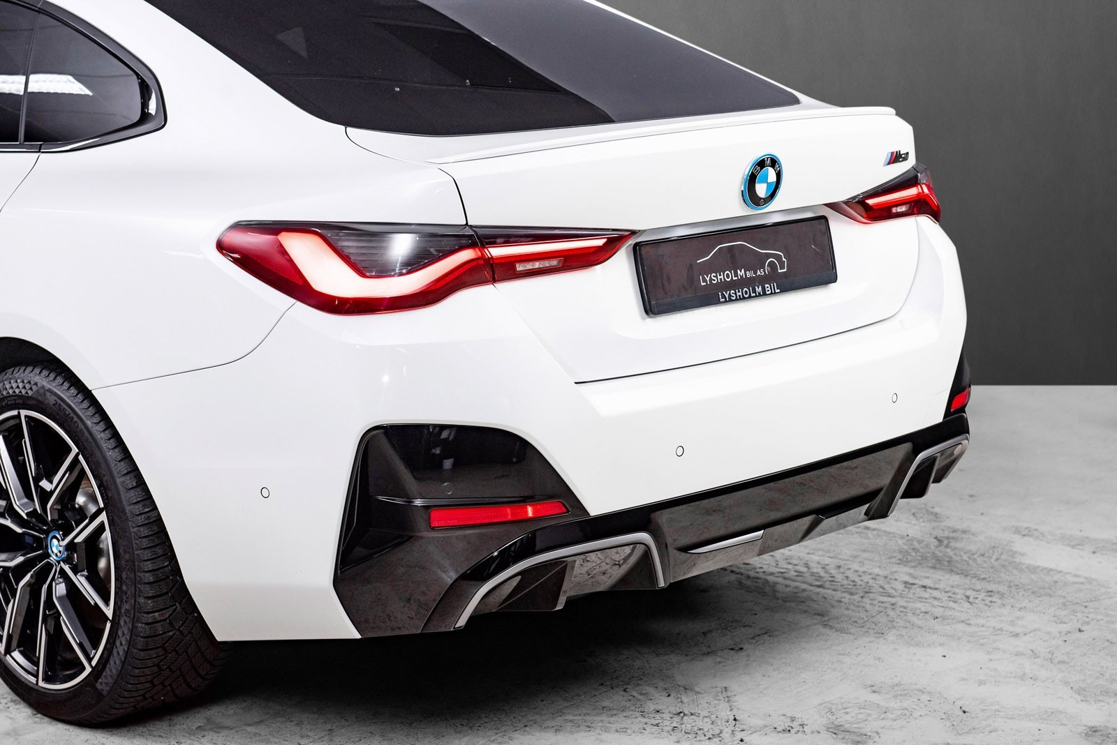 BMW i4 M50
