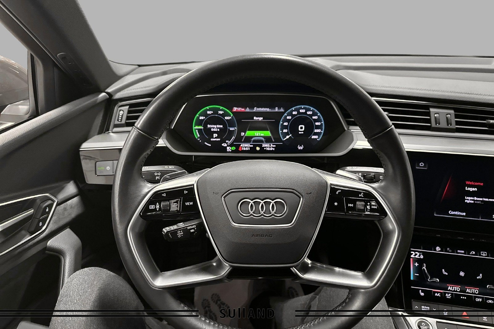 Audi e-tron