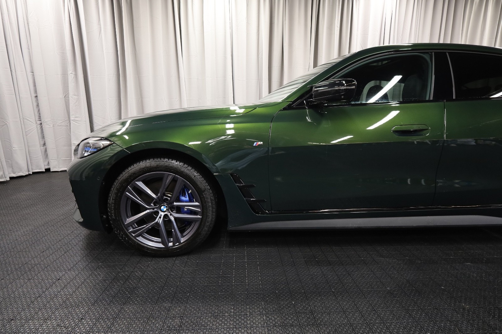 BMW i4 M50
