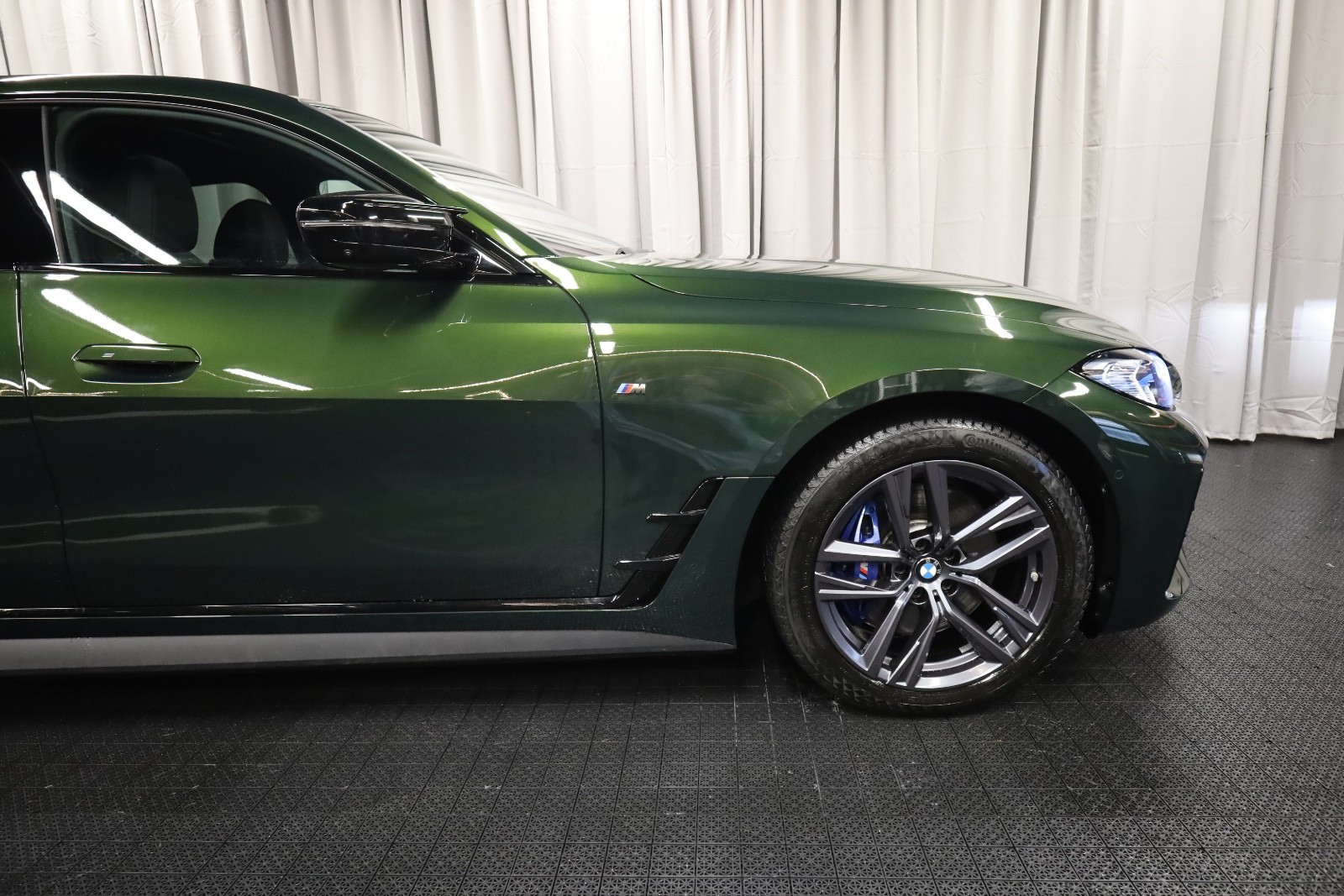BMW i4 M50