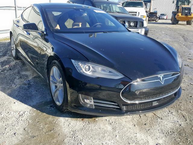 Tesla Model S 2015