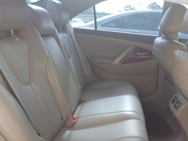 Toyota Camry Base 2010
