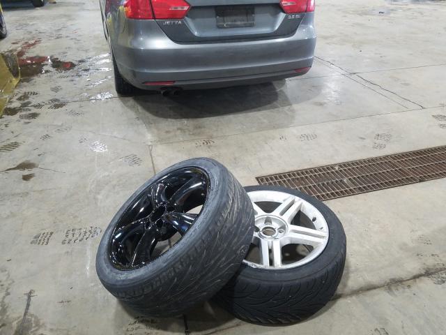 Volkswagen Jetta SE 2011