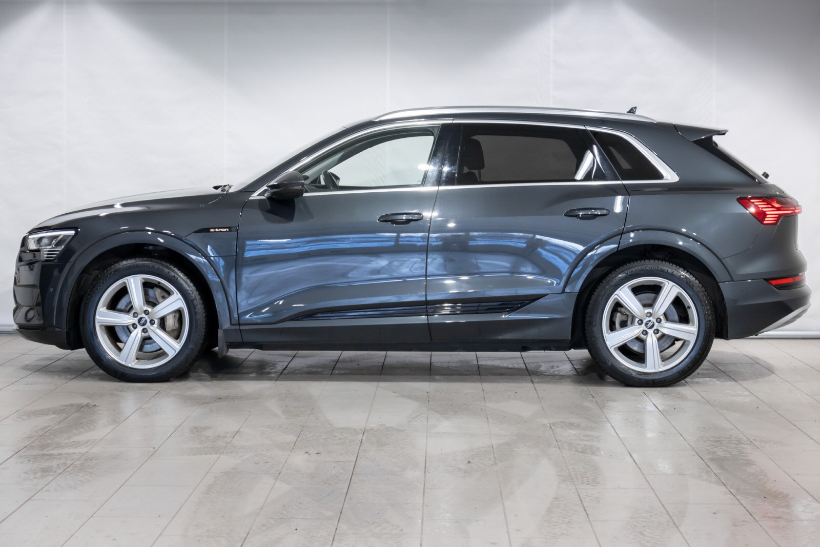 Audi e-tron