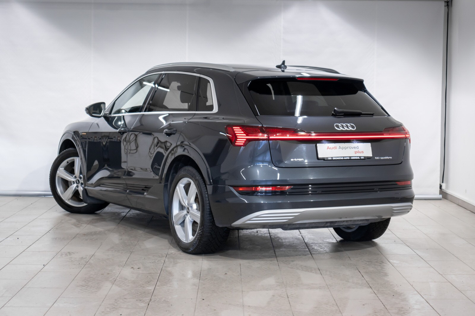 Audi e-tron