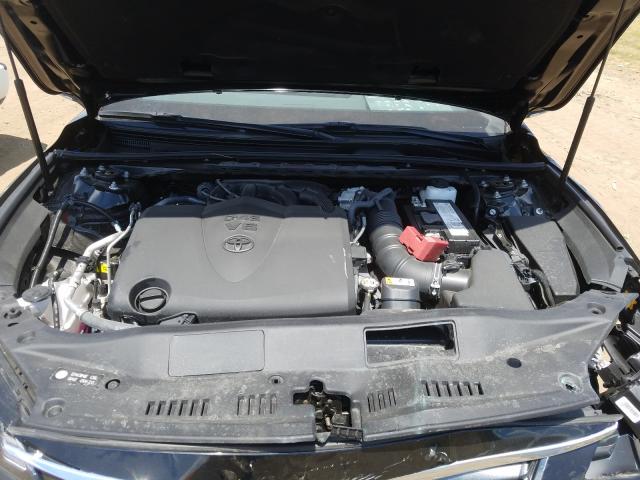 Toyota Avalon XLE 2020