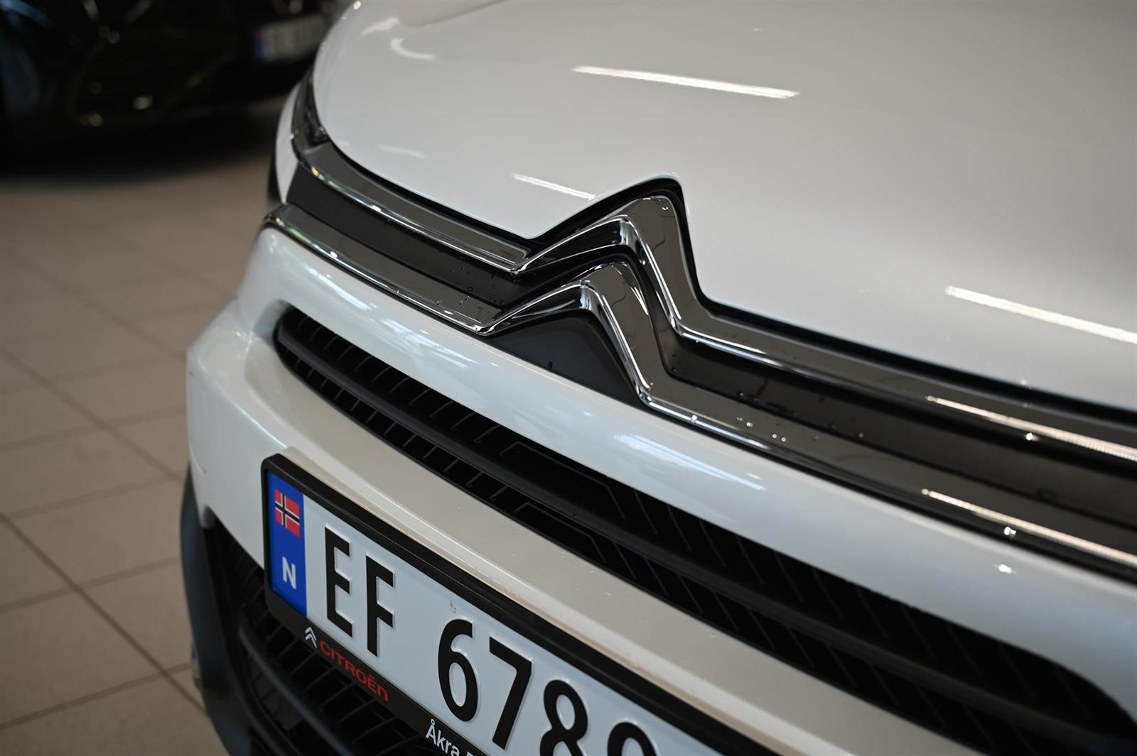 Citroen E-C4 X