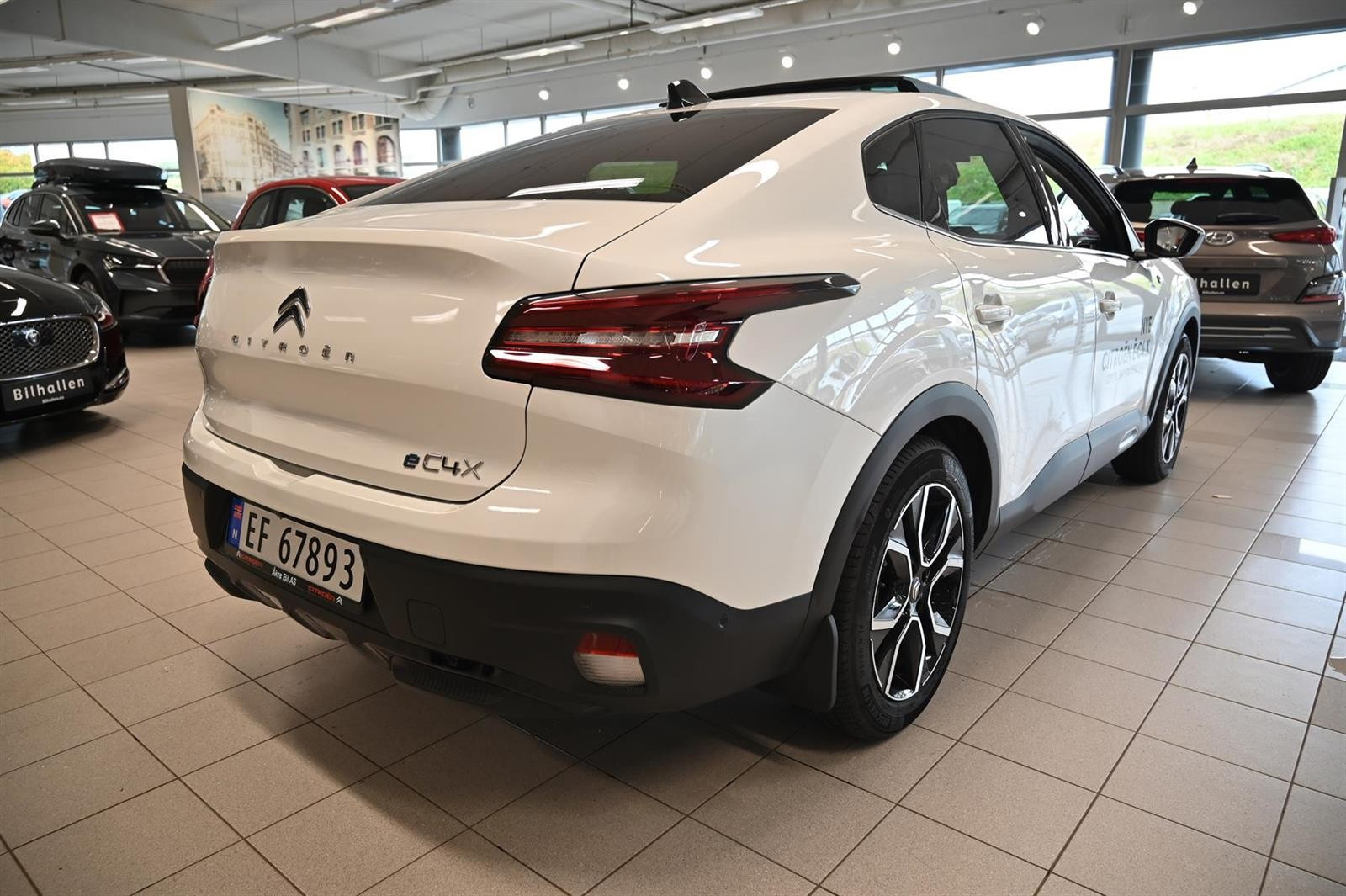 Citroen E-C4 X