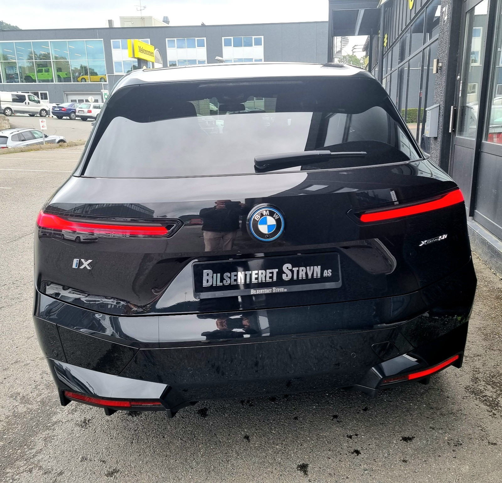BMW iX xDrive 50