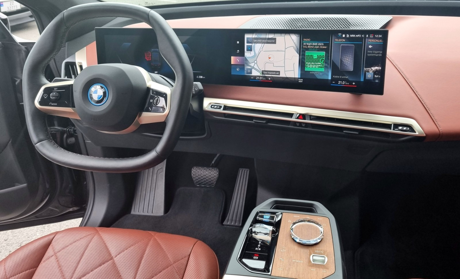 BMW iX xDrive 50
