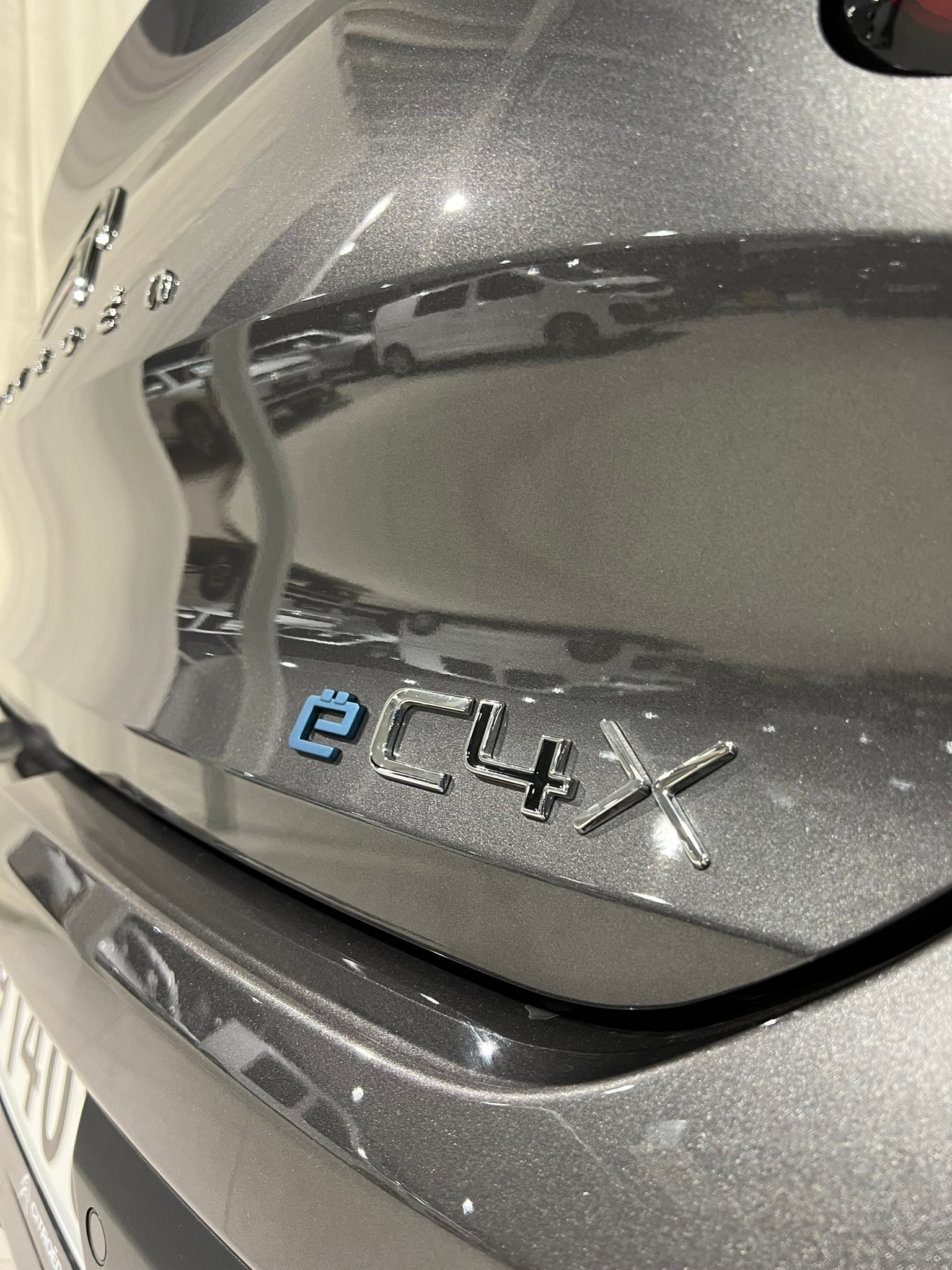 Citroen E-C4 X