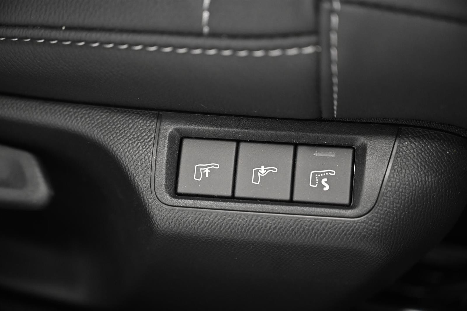 Citroen E-C4 X