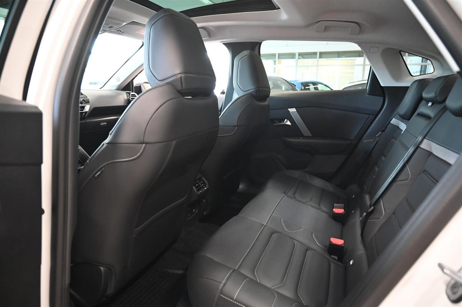 Citroen E-C4 X