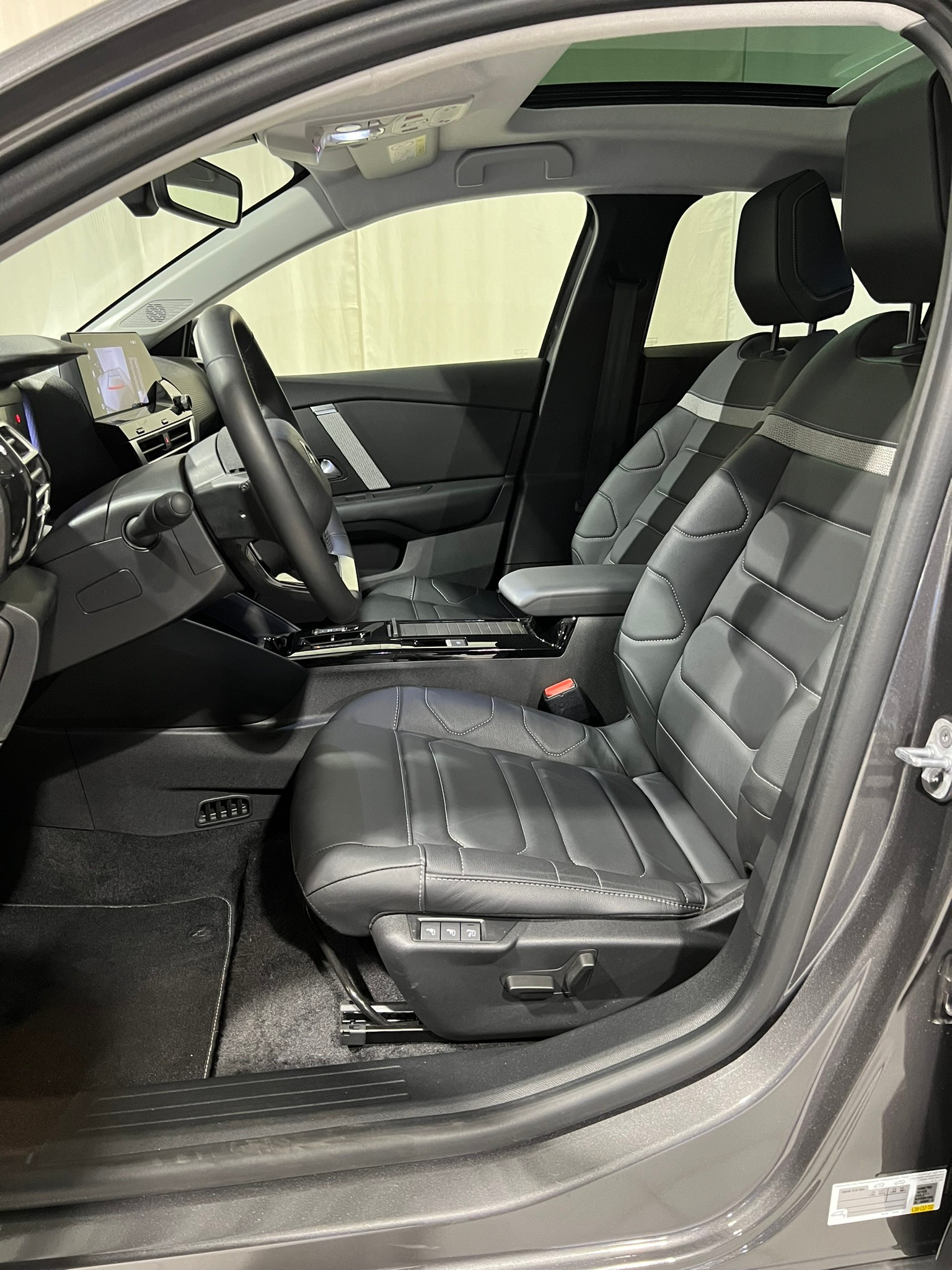 Citroen E-C4 X
