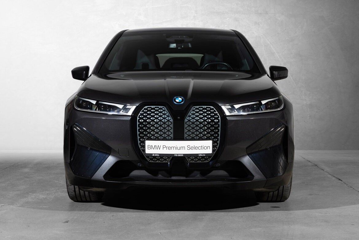 BMW iX xDrive 40