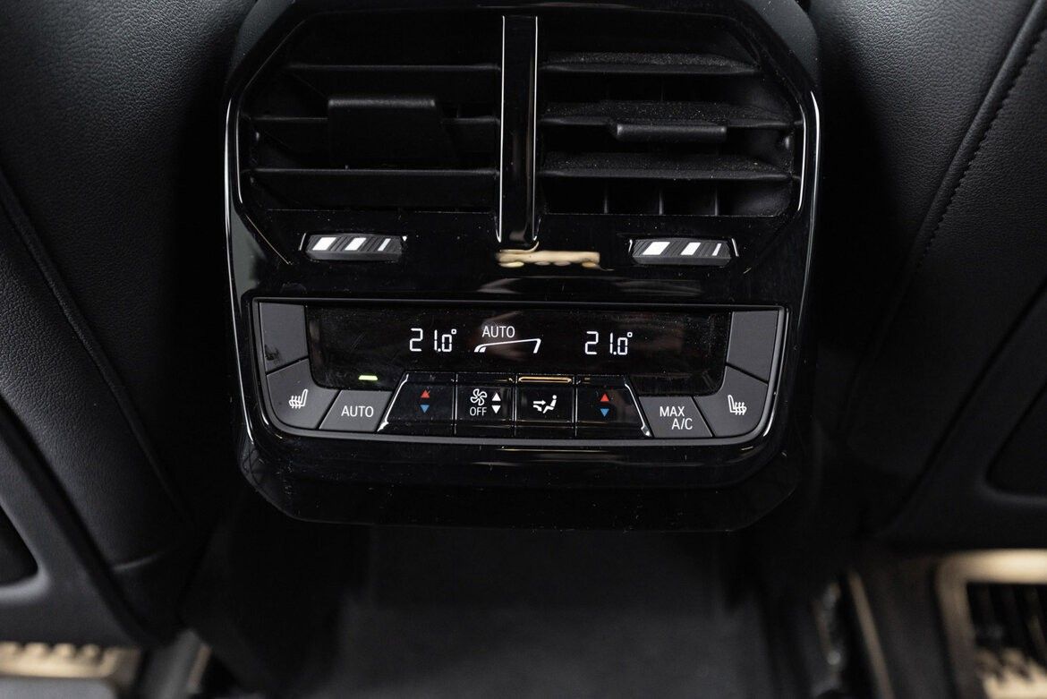 BMW iX xDrive 40
