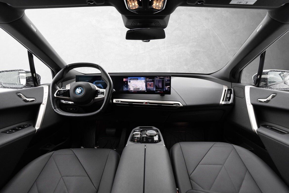 BMW iX xDrive 40