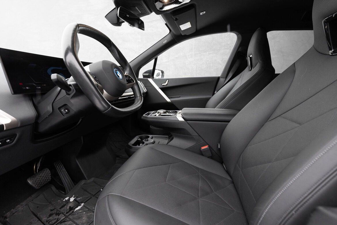 BMW iX xDrive 40