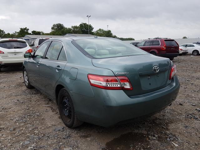 Toyota Camry Base 2010