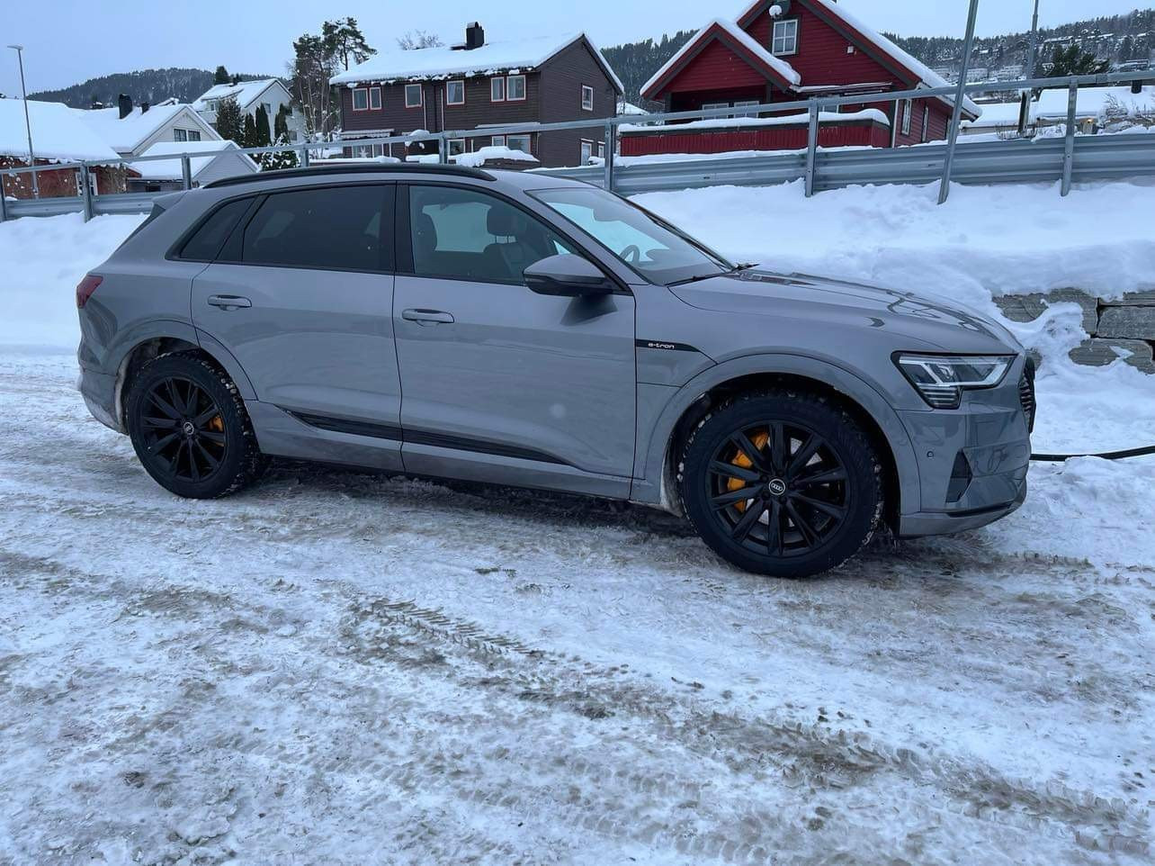 Audi e-tron
