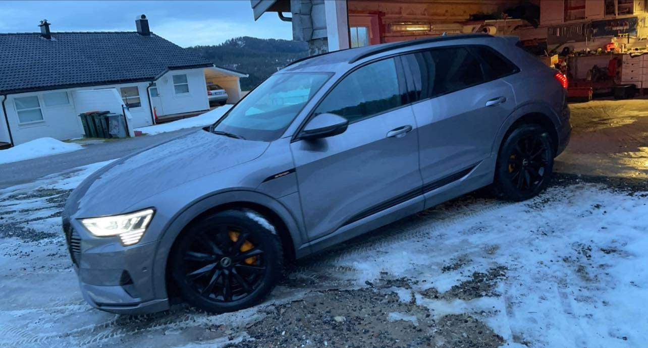 Audi e-tron