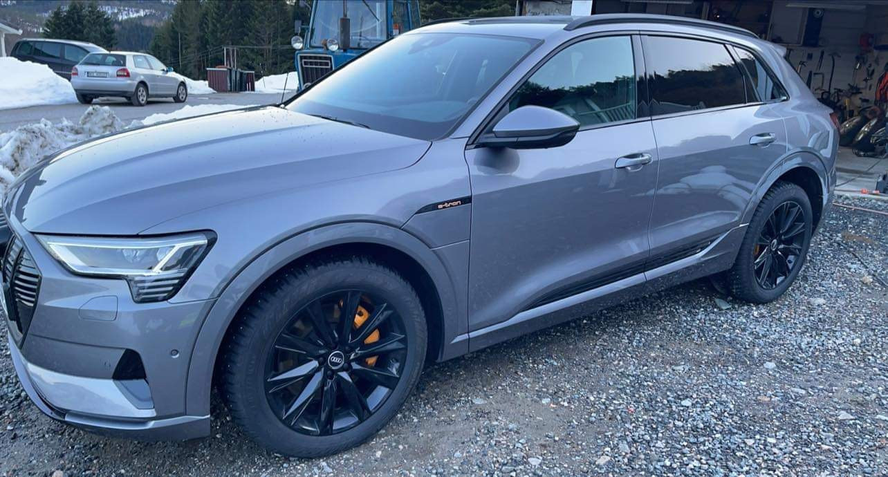 Audi e-tron