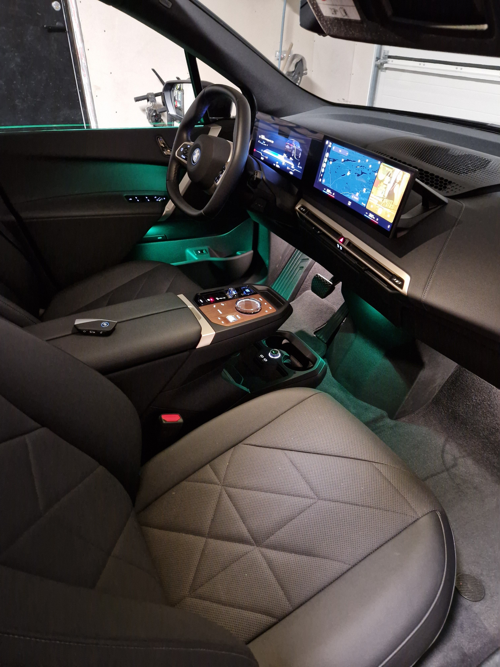 BMW iX xDrive 40