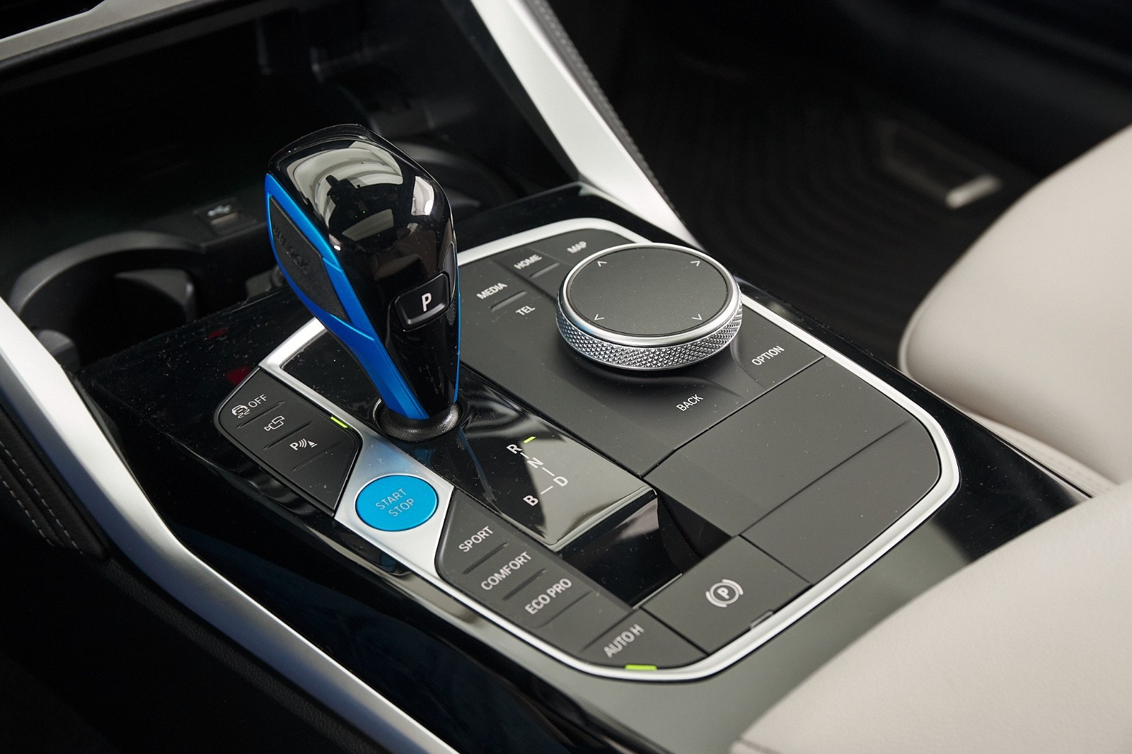BMW i4 M50