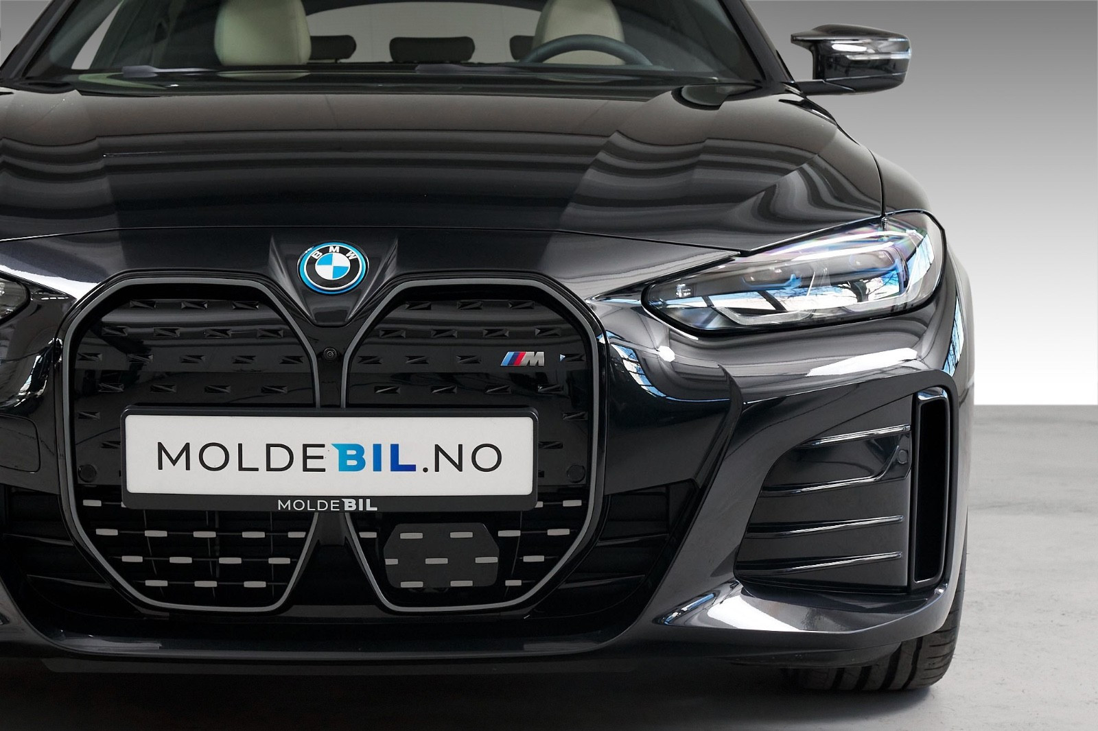 BMW i4 M50