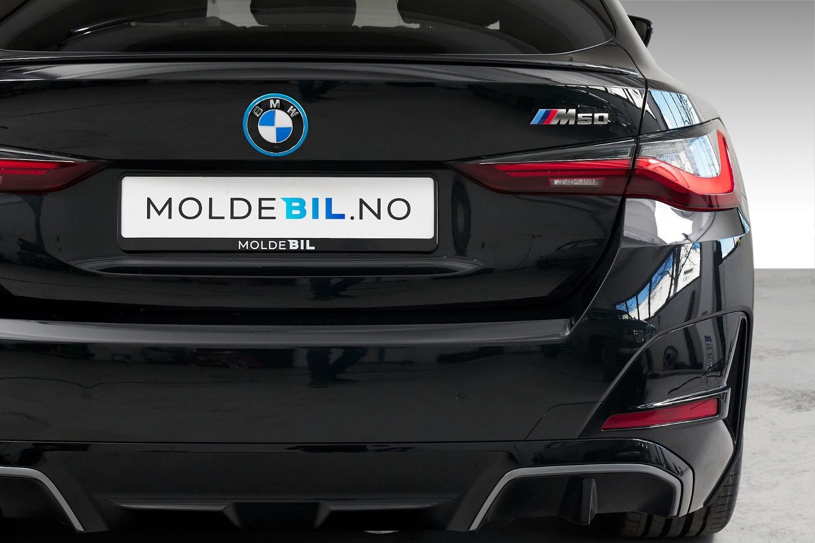 BMW i4 M50