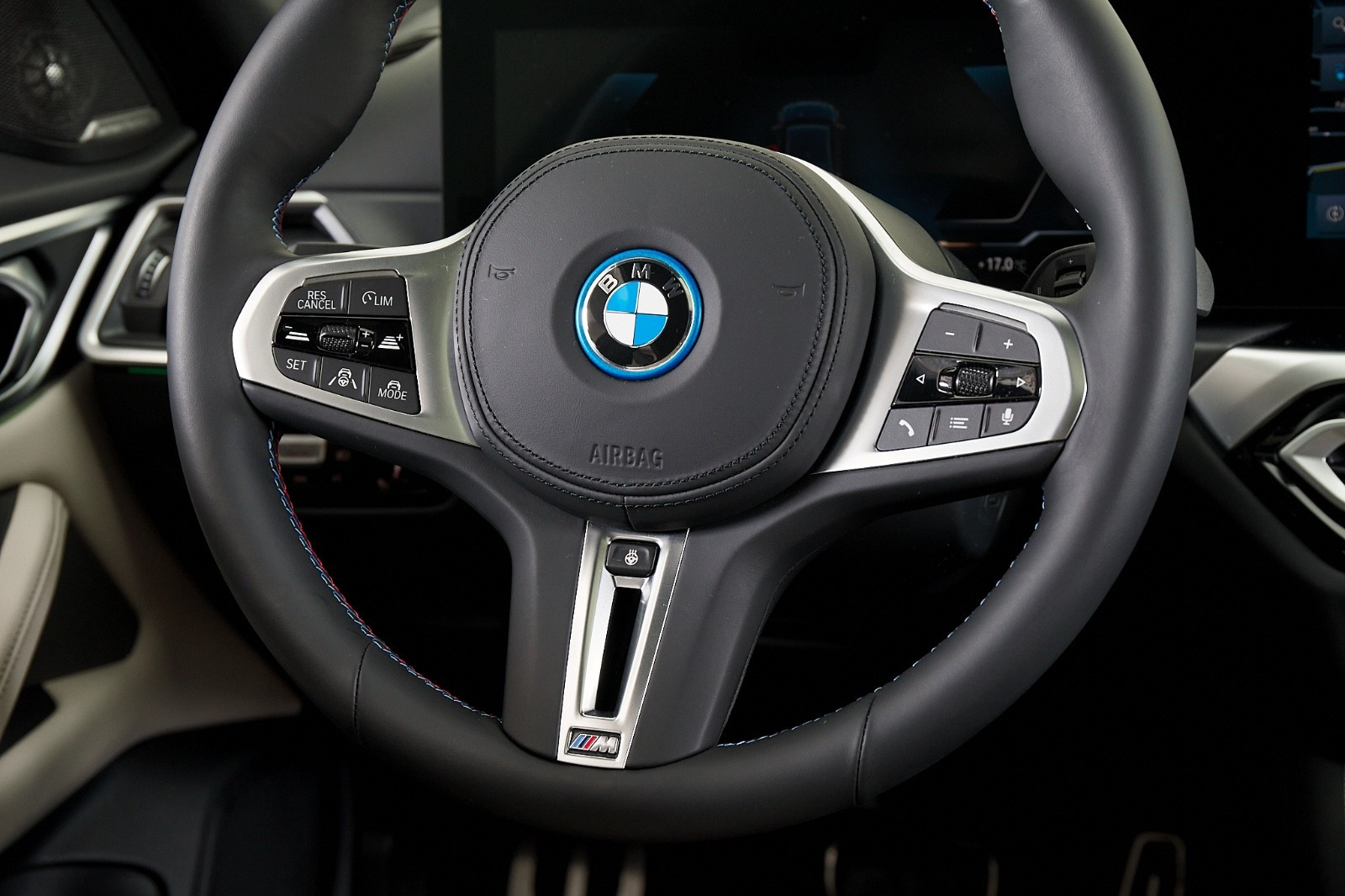 BMW i4 M50