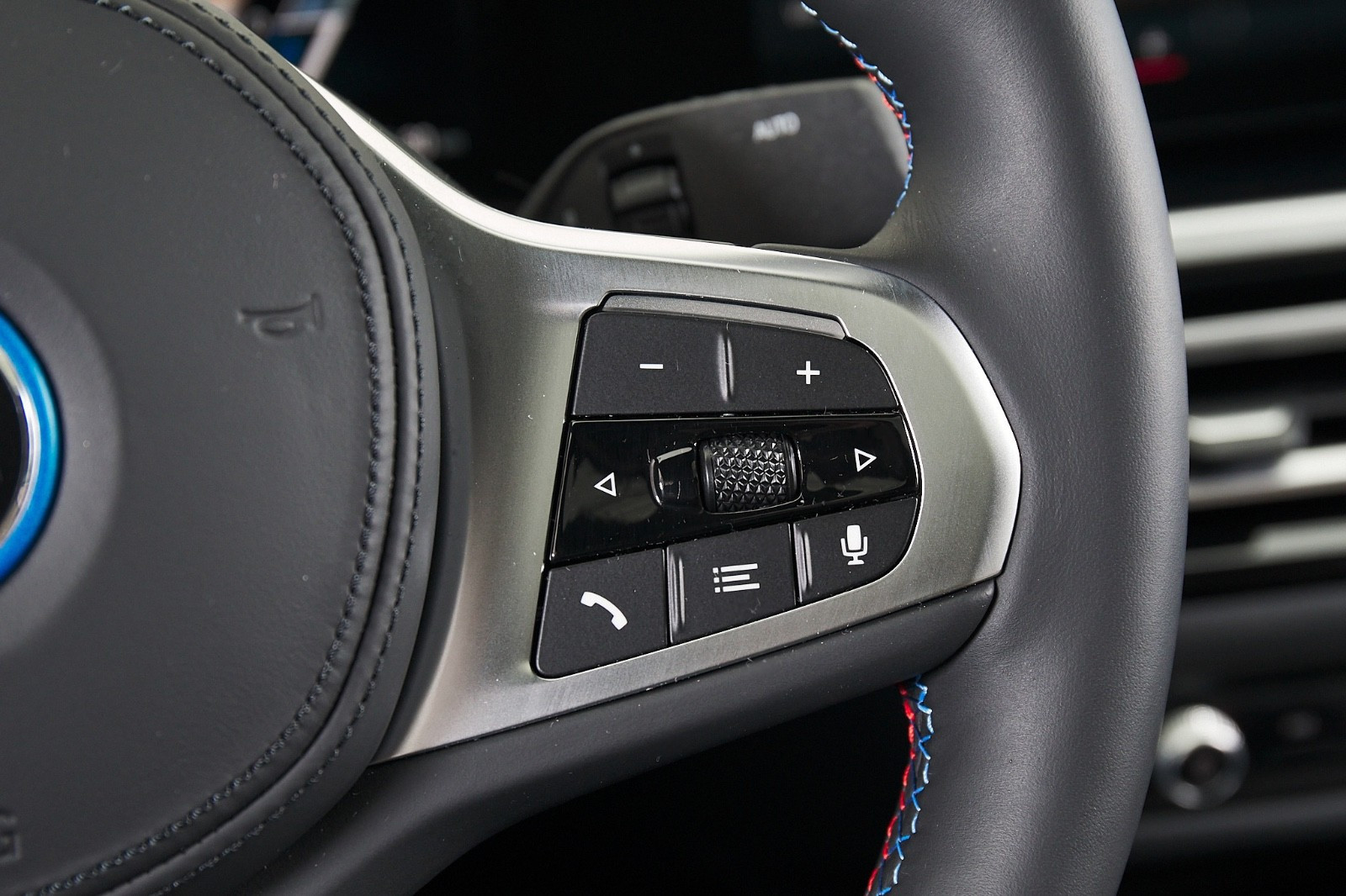 BMW i4 M50