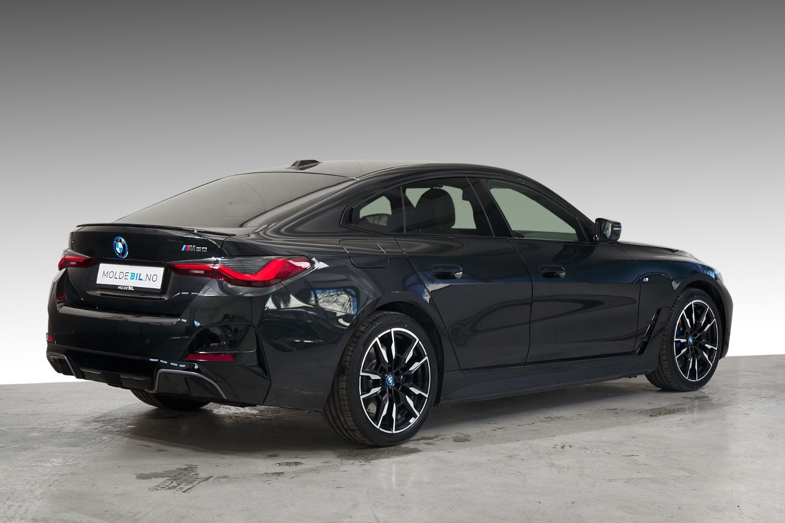 BMW i4 M50