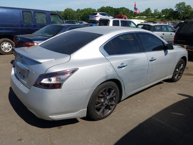 Nissan Maxima S 2014