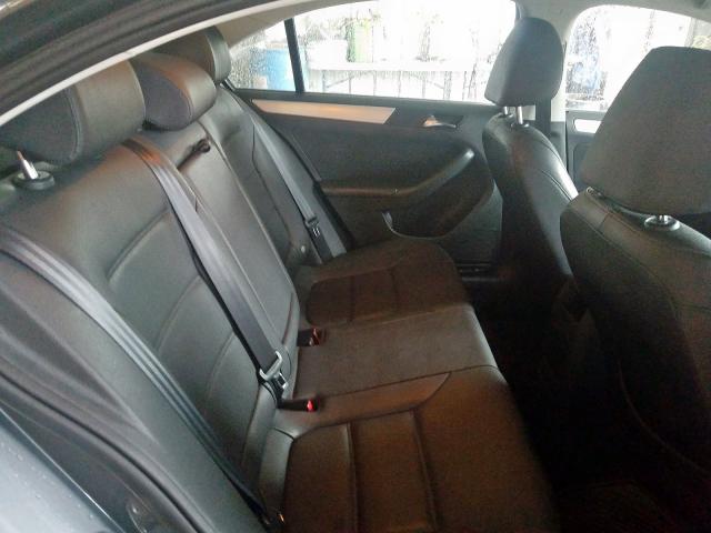 Volkswagen Jetta SEL 2011